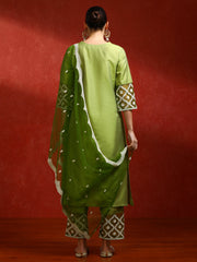 Solid Embroidered Straight Kurta & Trousers Sets
