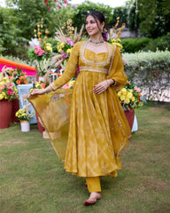 Teela Mustard Bandhani Chanderi Suit Set