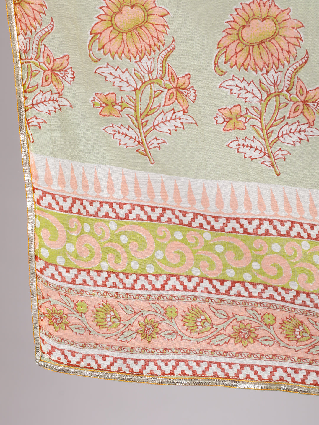 A Green Straight Ethnic Printed Gota Embellished Kurta With Printed Pants And Dupatta